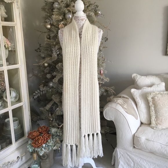 Loft winter scarf - Picture 3 of 3